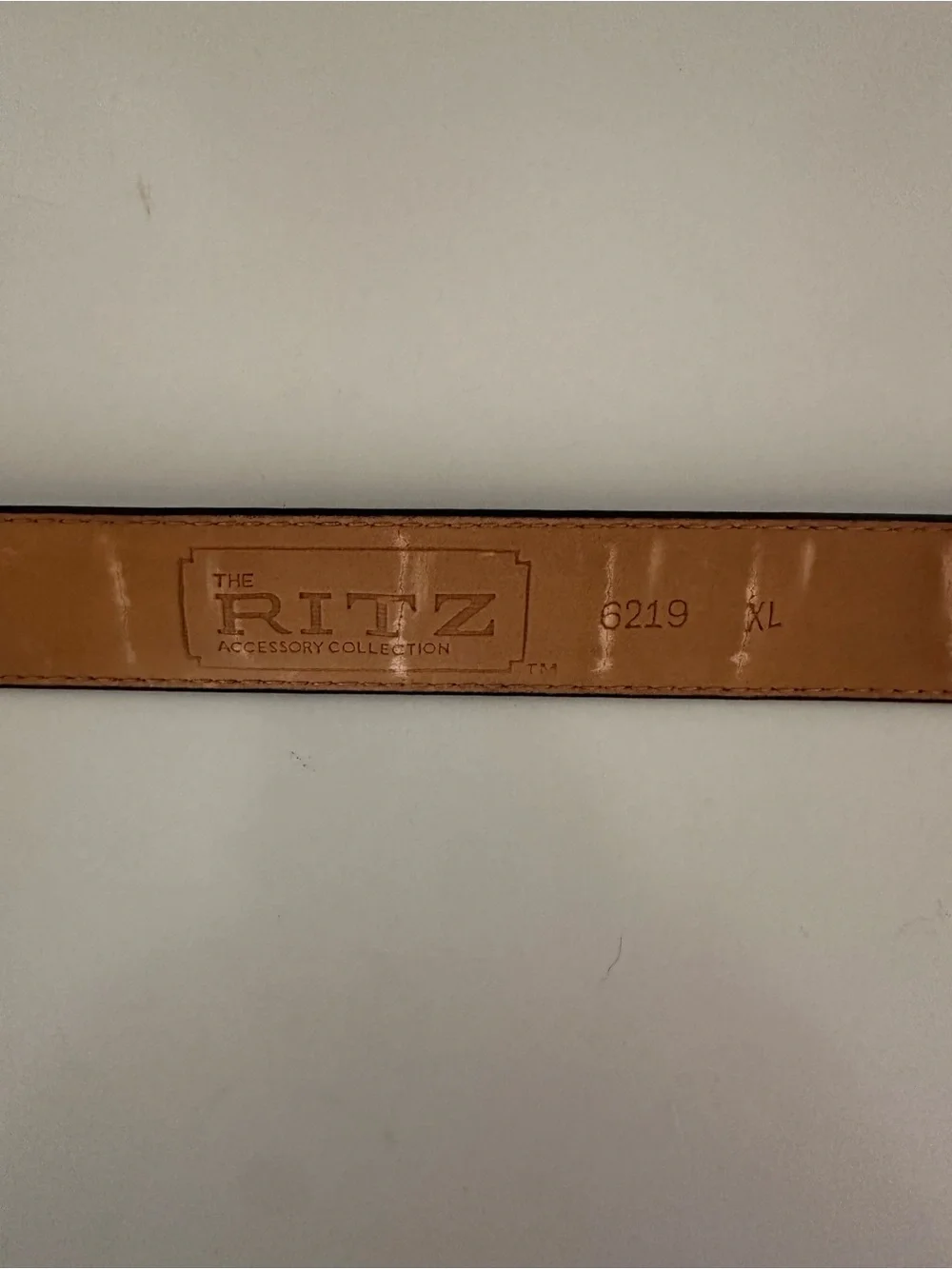 NWT The Ritz Carlton Navy Leather Belt